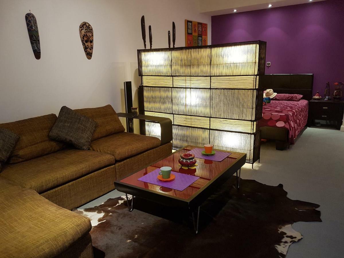 איה נאפה Sylvias Art Studio Apt מראה חיצוני תמונה